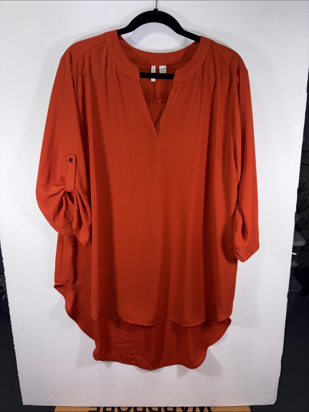 Relaxed V-Neck Tunic in Burnt Orange by